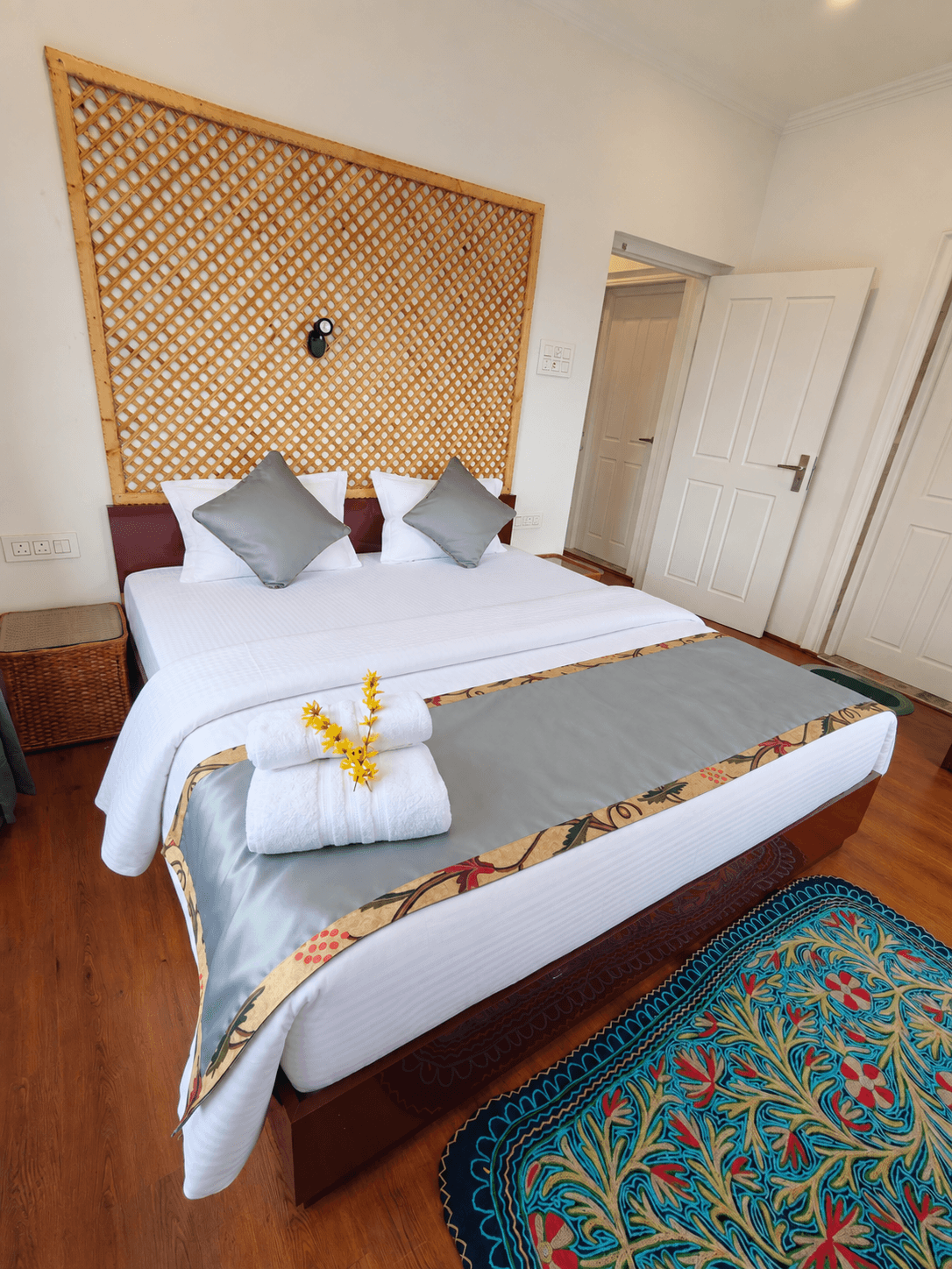 Bahaar (2A) — Maskan apartment, Srinagar