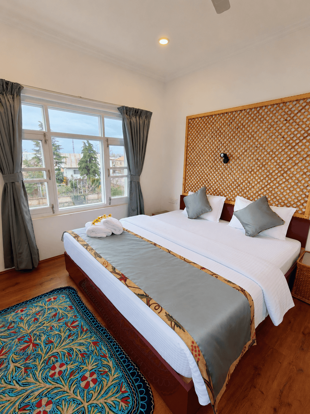 Bahaar (2A) — Maskan apartment, Srinagar