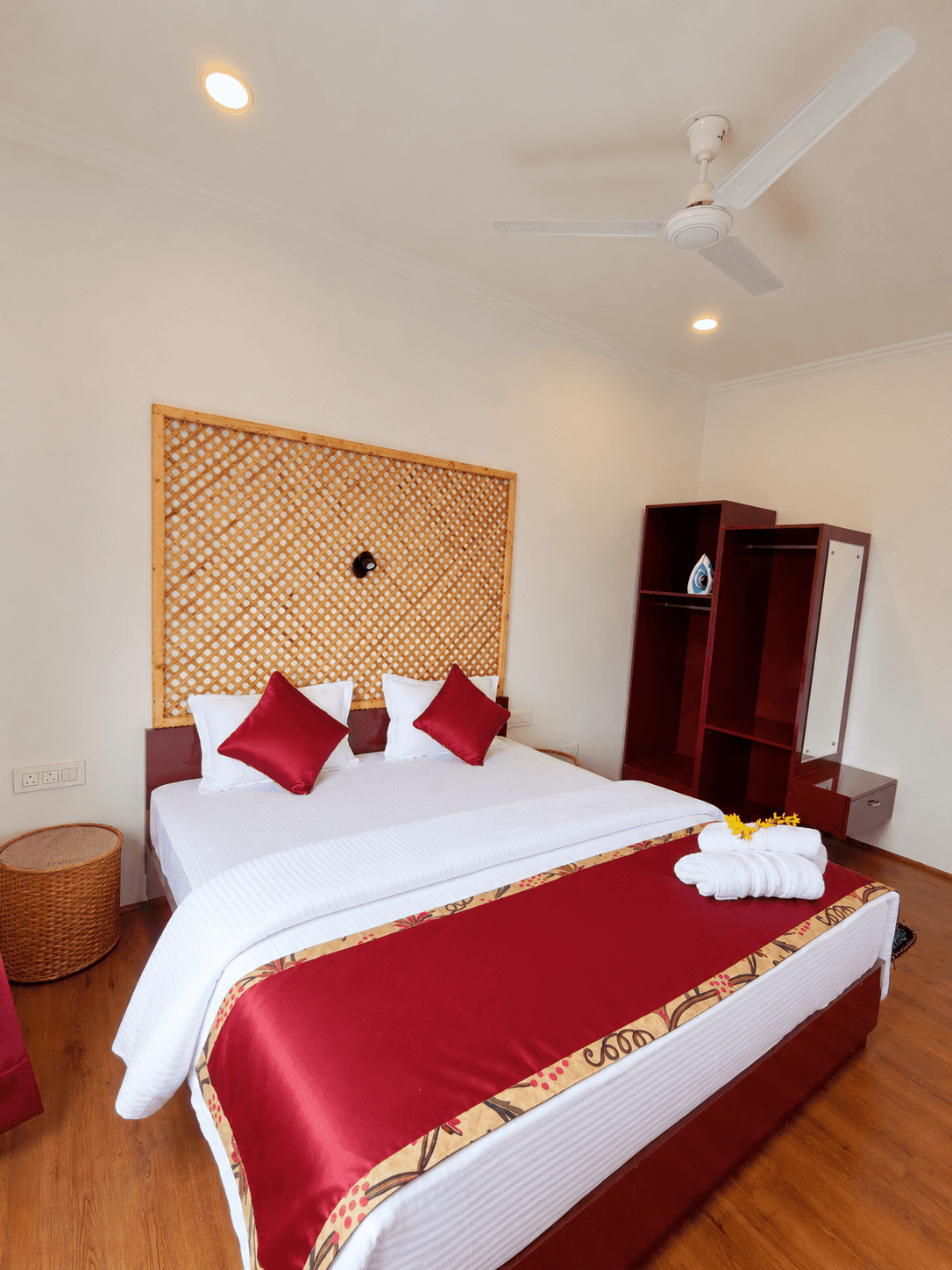 Bahaar (2A) — Maskan apartment, Srinagar