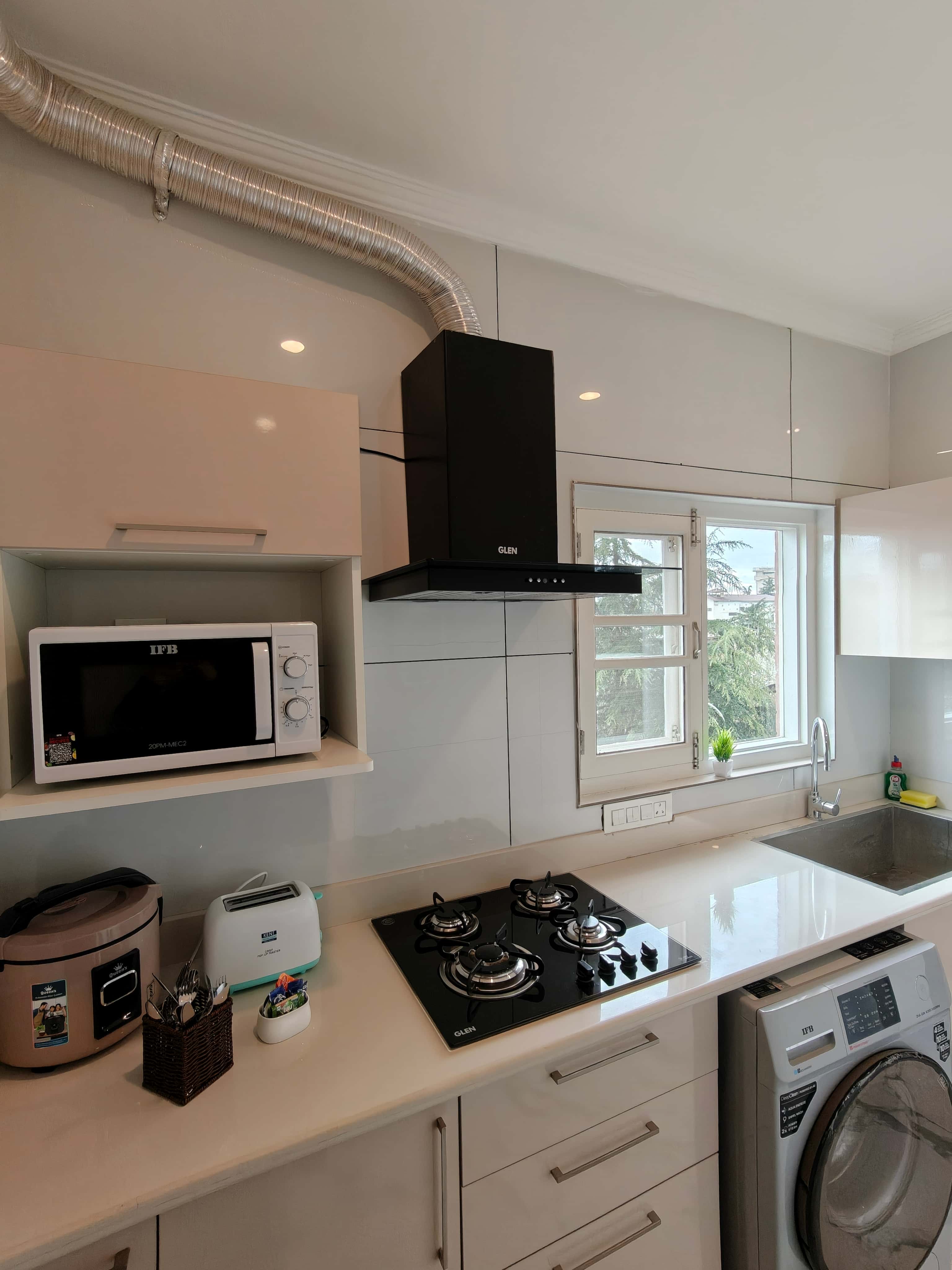 Gulab (2C) — Maskan apartment, Srinagar