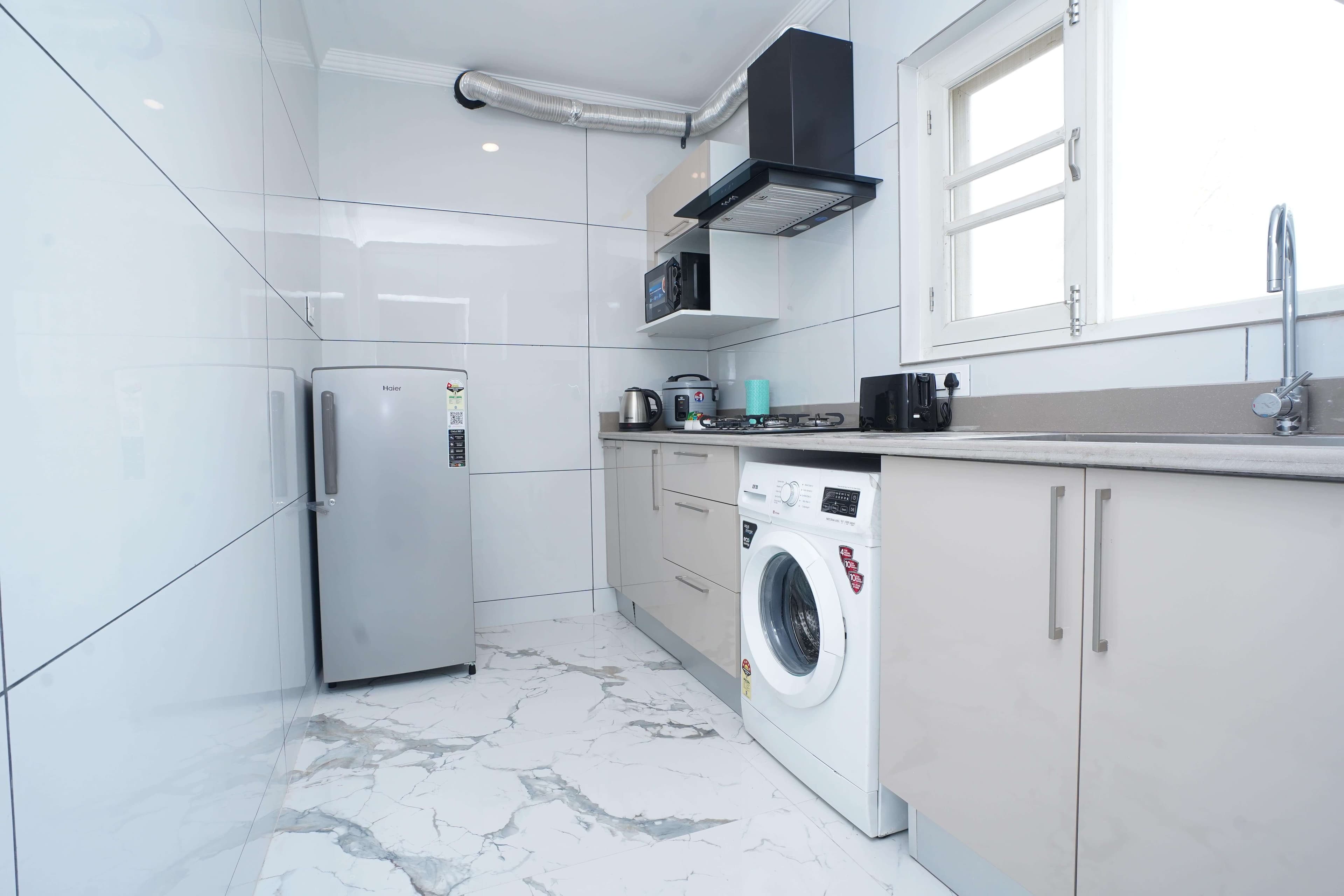 Posh (1C) — Maskan apartment, Srinagar