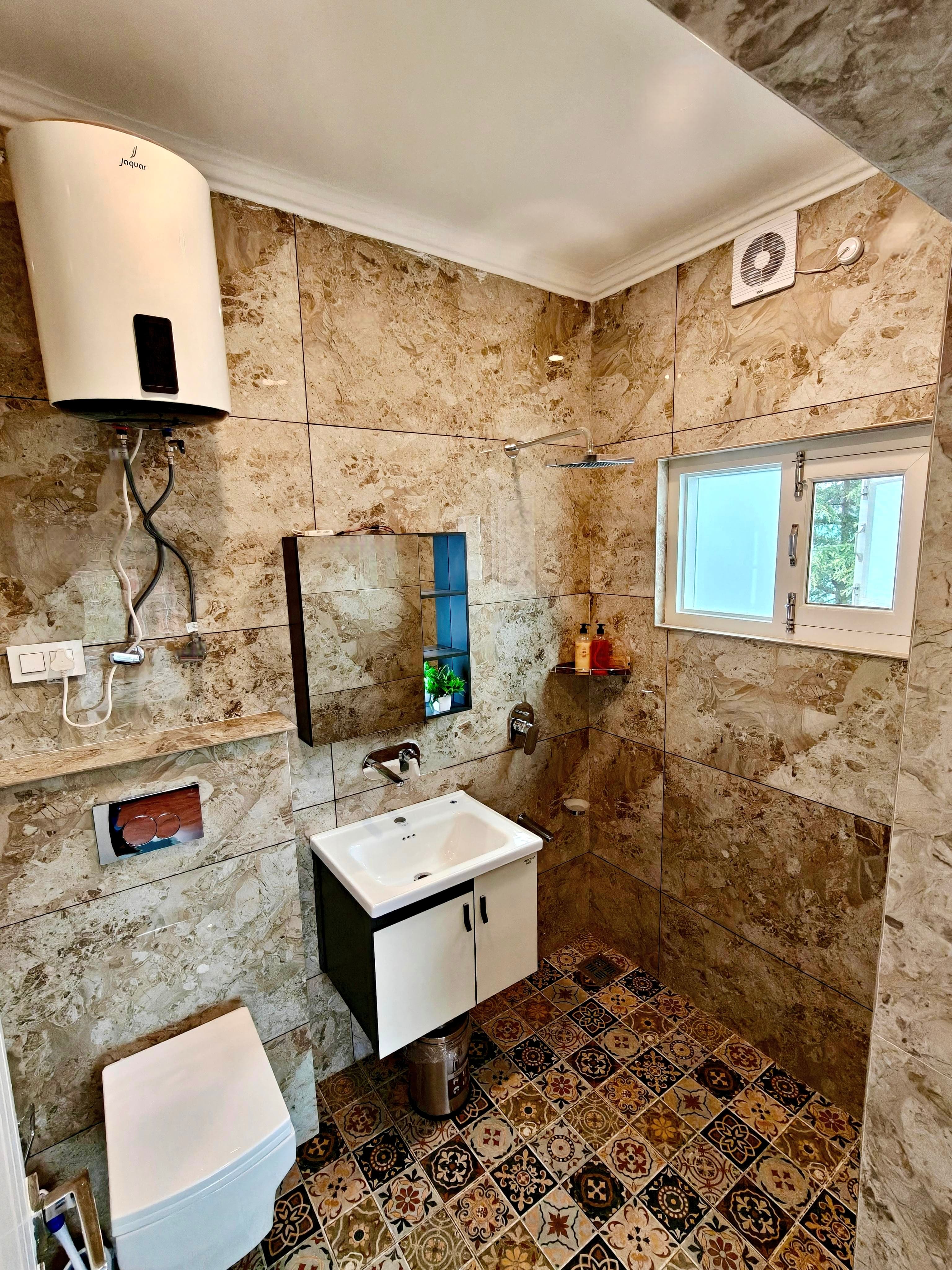 Bahaar (2A) — Maskan apartment, Srinagar