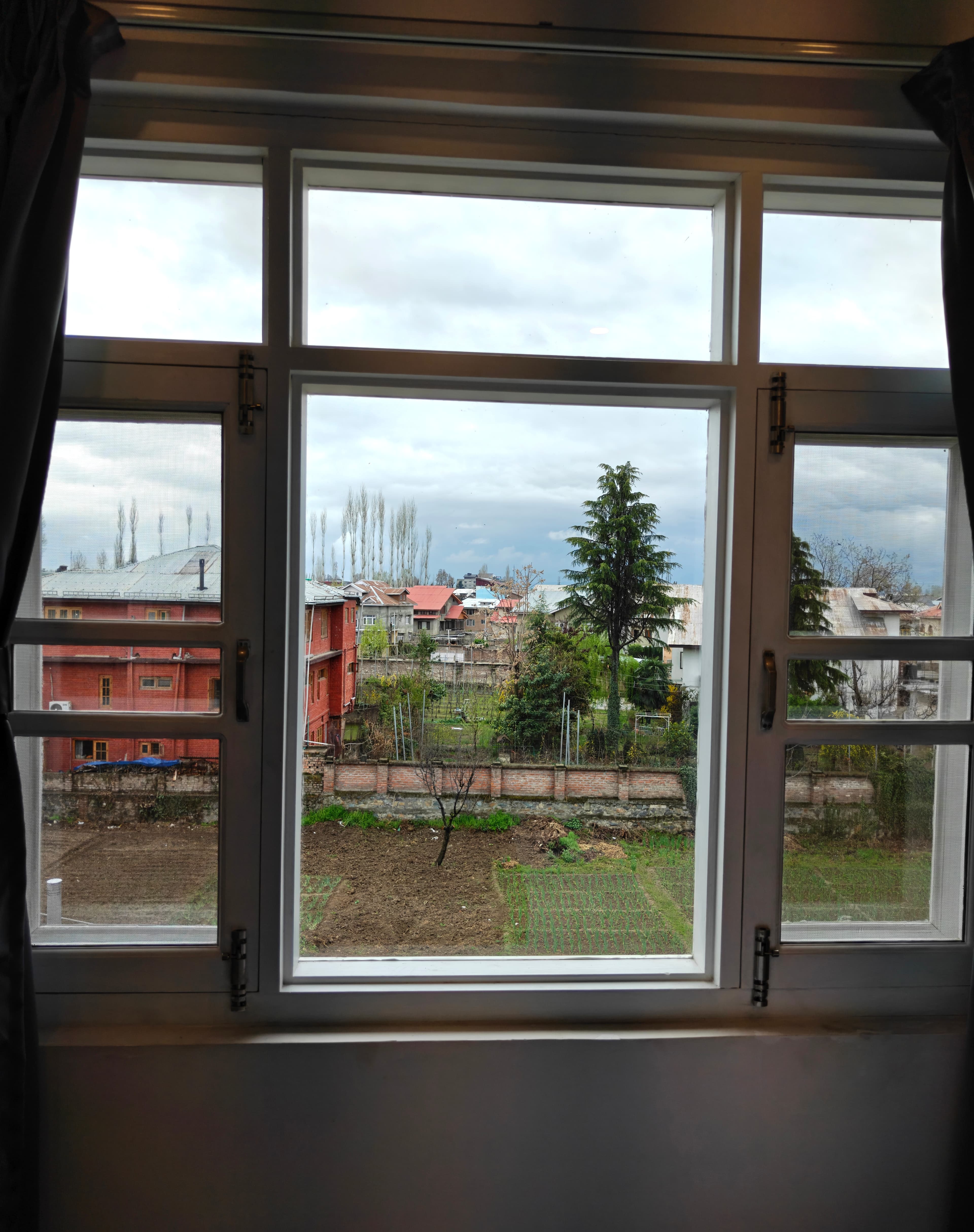 Bahaar (2A) — Maskan apartment, Srinagar