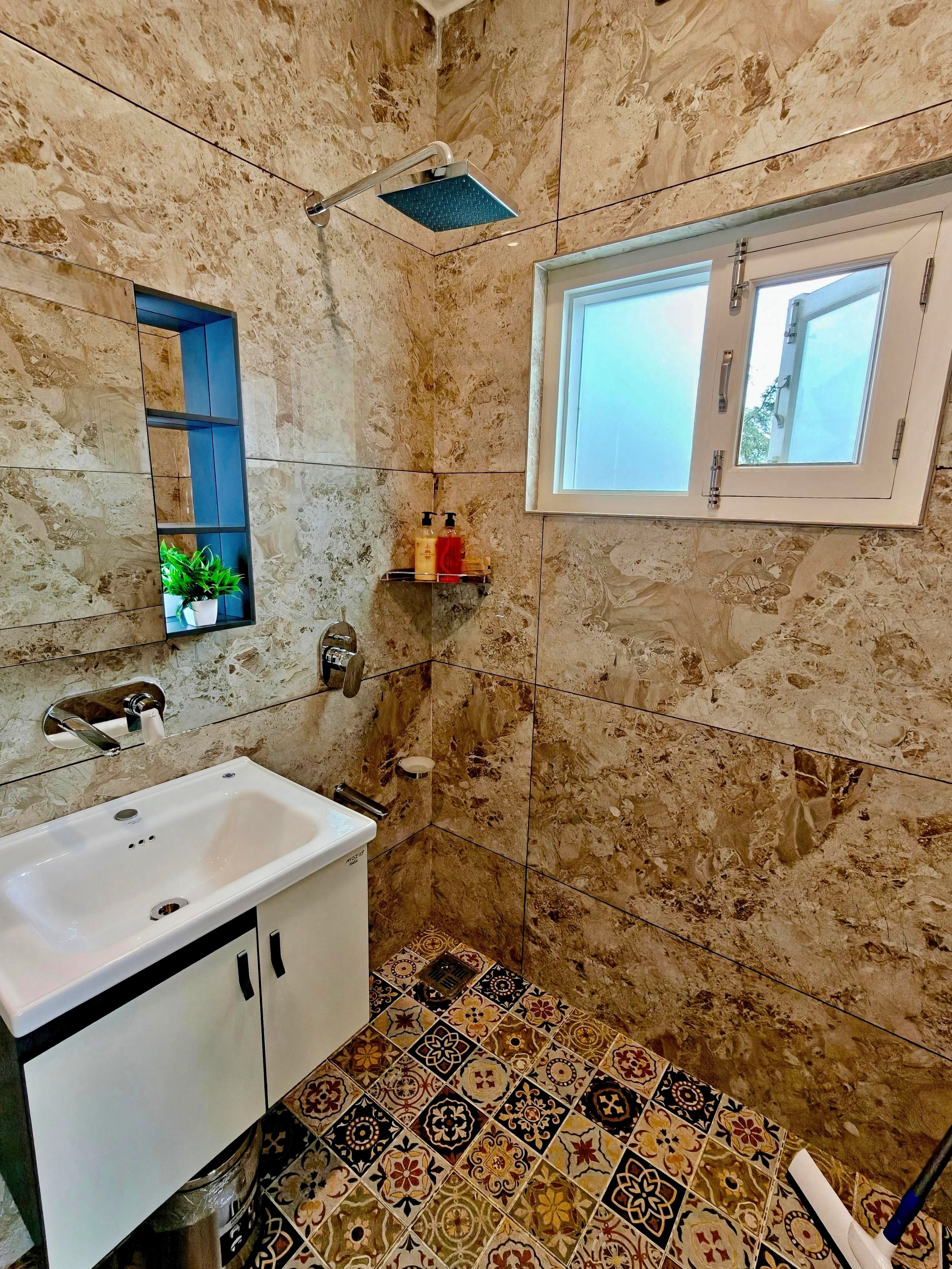 Bahaar (2A) — Maskan apartment, Srinagar