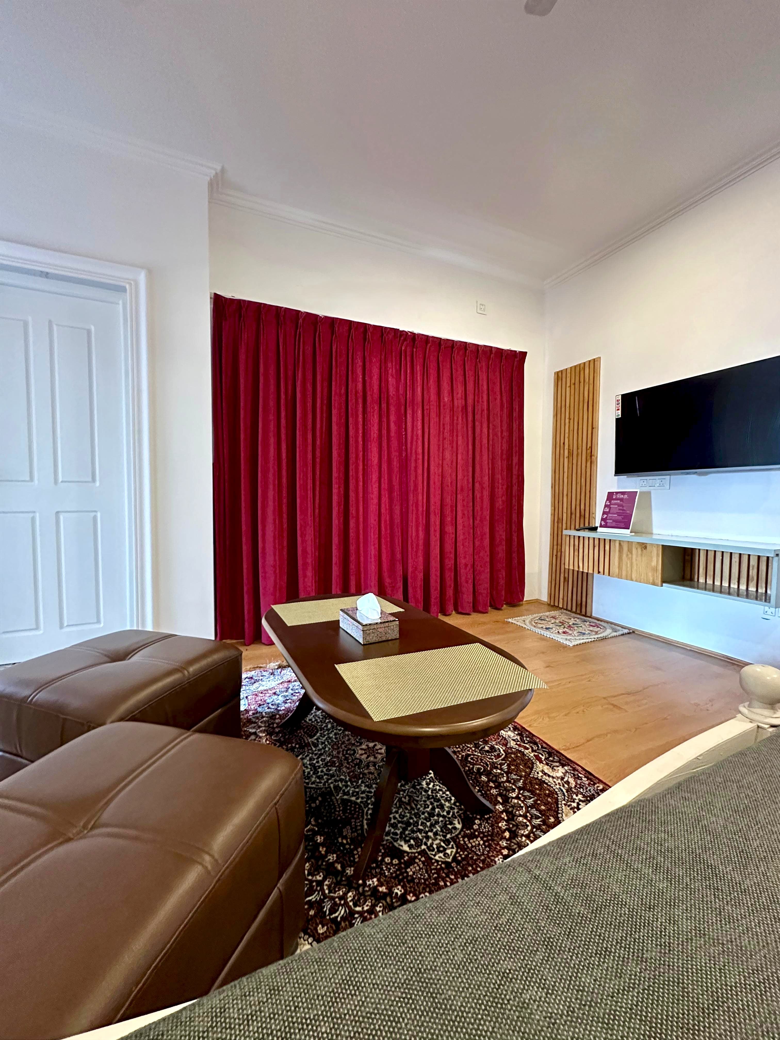 Mehfil (2B) — Maskan apartment, Srinagar