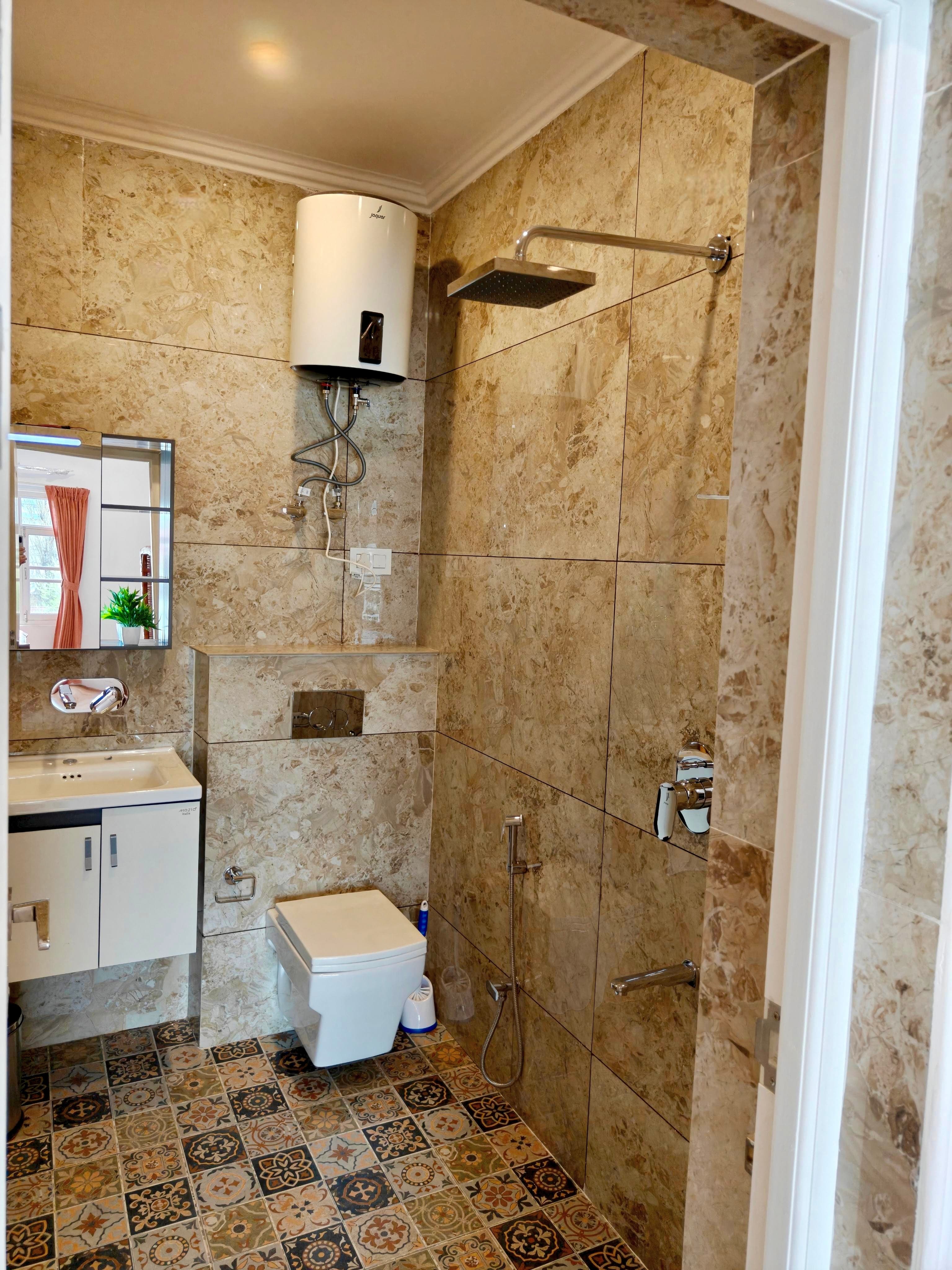 Rivaaz (2C) — Maskan apartment, Srinagar