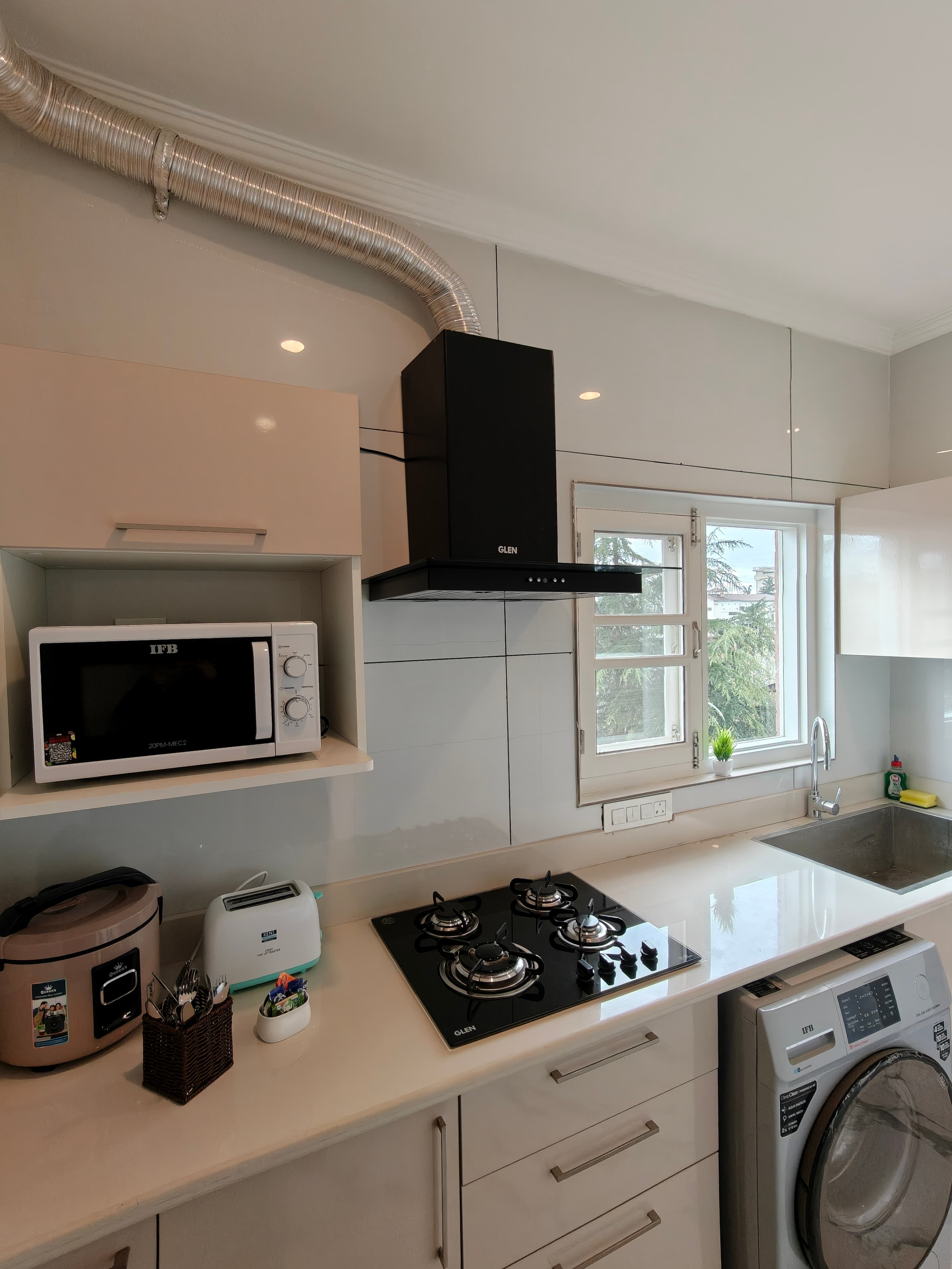 Rivaaz (2C) — Maskan apartment, Srinagar