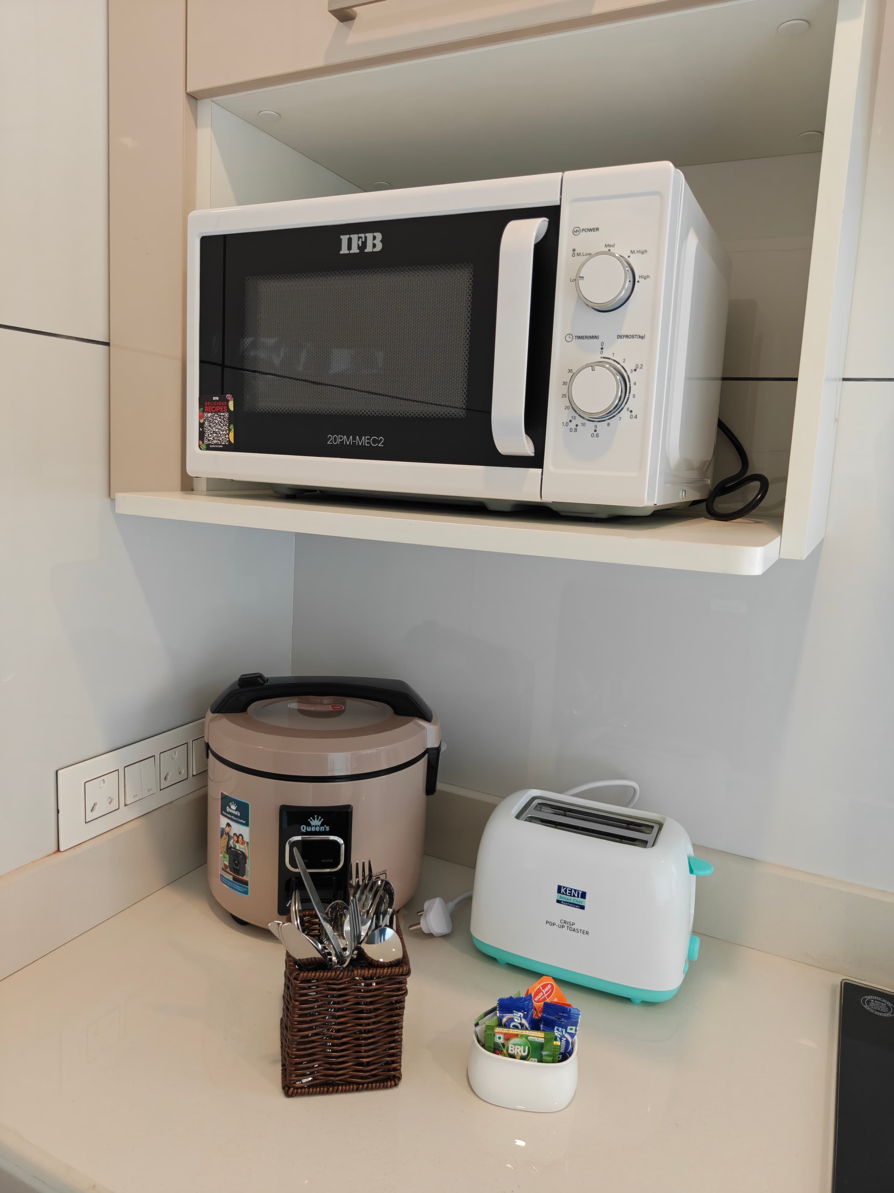 Rivaaz (2C) — Maskan apartment, Srinagar